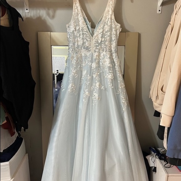 X scape ballgown dress like new only wore for a few hours - Picture 7 of 9